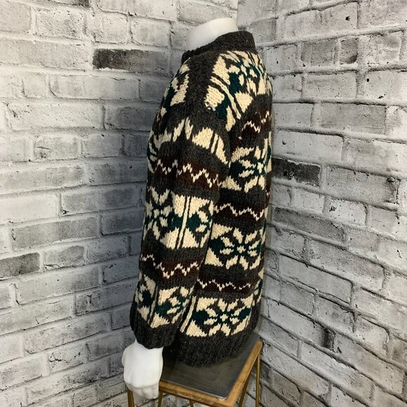 Vintage Handmade Wool Sweater Fair Isle Chunky Knit Crewneck Dad Pullover - Picture 5 of 10